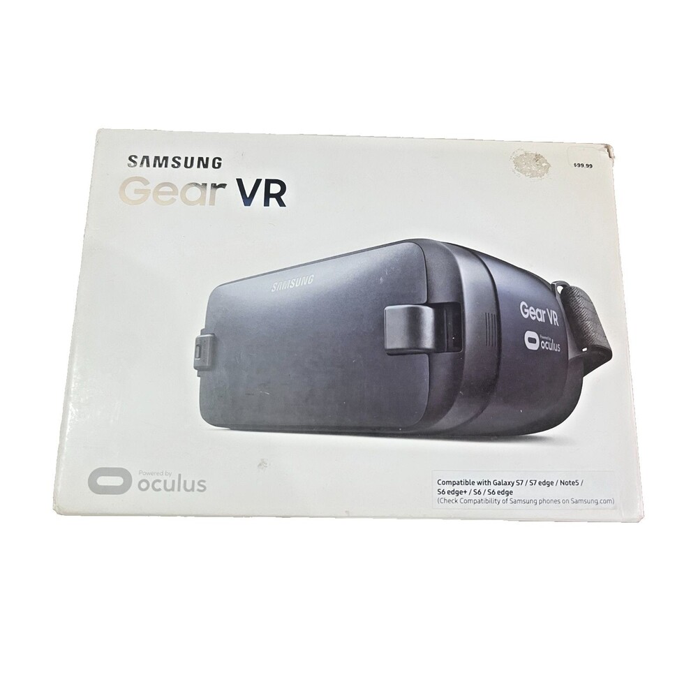 Samsung Gear VR, Black, slightly used, Good Condition.